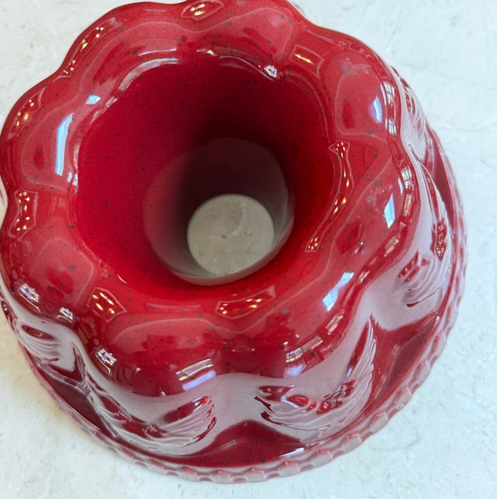 Paula Deen Farmhouse Red Rooster Fluted Stoneware Bundt Cake Pan Mold Vintage